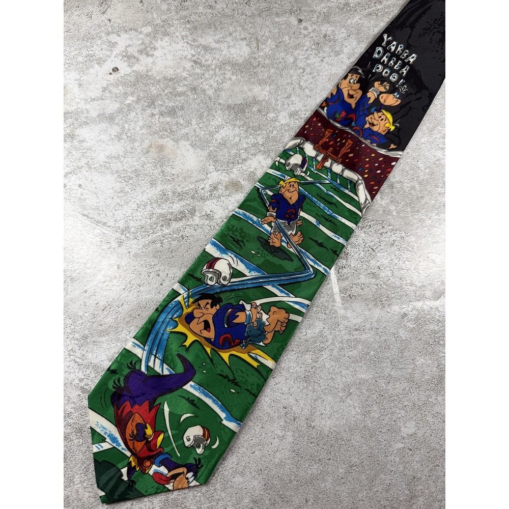Hanna Barbera 100% Polyester Tie Mens One Size Green Striped Pointed Vintage